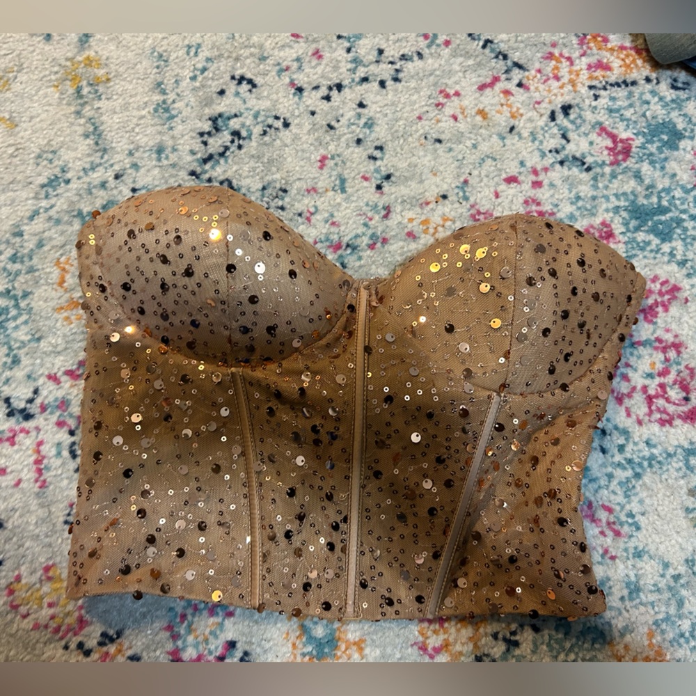 Sequins crop top